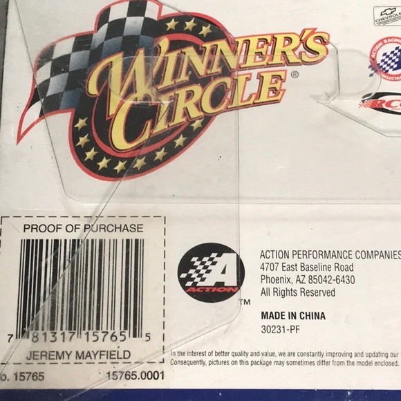 Nascar Dodge Winner's Circle 1/24 Muppets Car #19 original box 25th anniversary - Picture 7 of 11